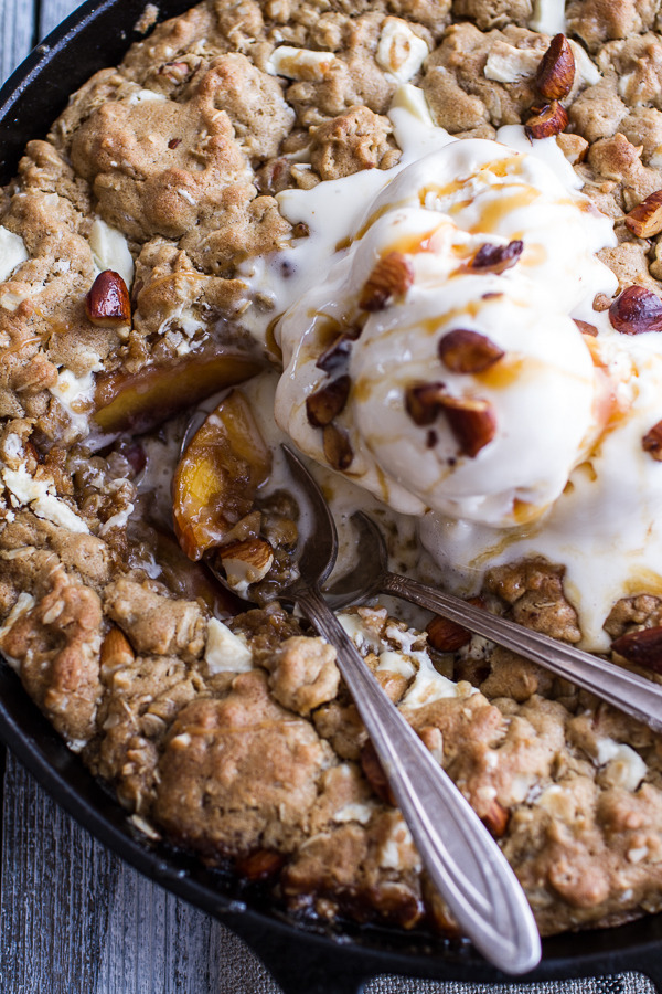 Caramelized Peach and White Chocolate Oatmeal Skillet Cookie Pie